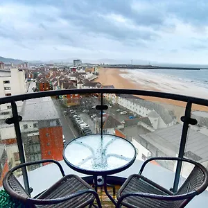https://just-stay-wales-meridian-wharf.cardiffhotelswales.com